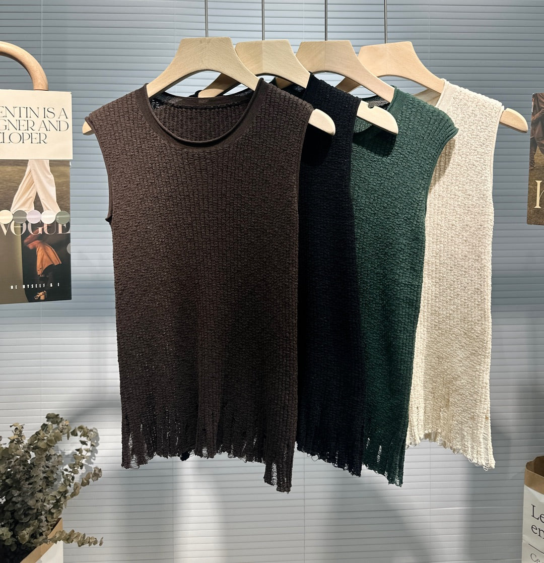 Sleeveless top